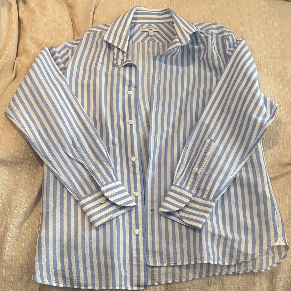 Banana Republic Light Blue and White Striped Shirt- Large